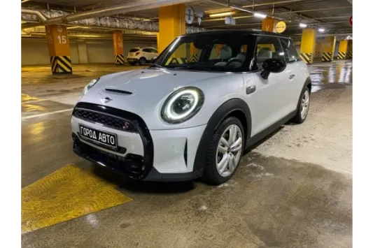 Аренда MINI Cooper S в компании Городавто