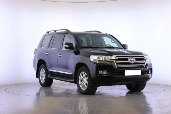 Аренда Toyota Land Cruiser 200