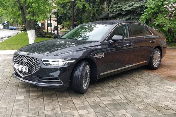 Аренда Genesis G90 в компании РентКарс